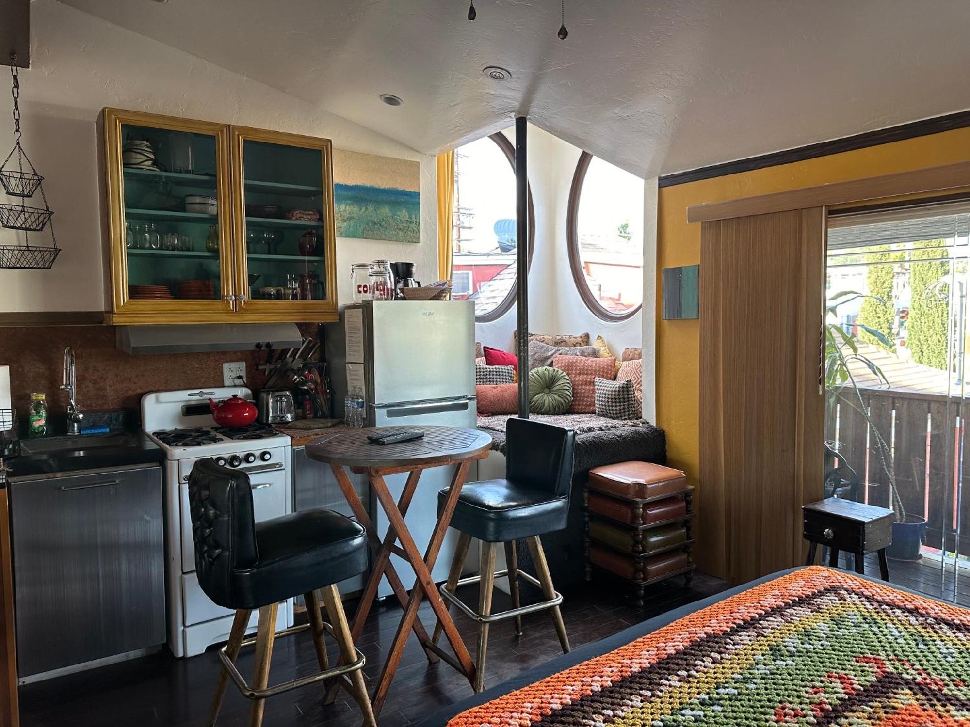 The Rosemary Hostel Los Angeles Exterior photo