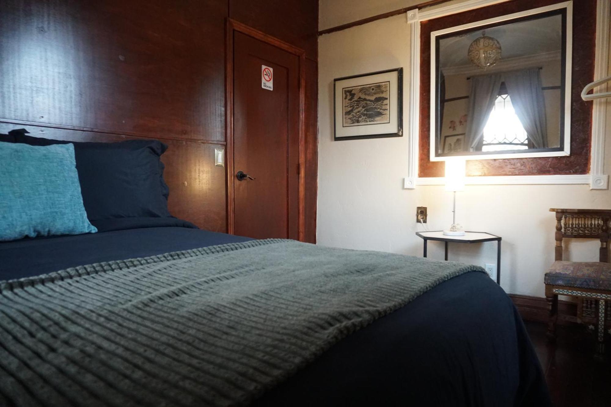 The Rosemary Hostel Los Angeles Exterior photo